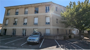 appartement à la location -   13100  AIX-EN-PROVENCE, surface 34 m2 location appartement - APR720624